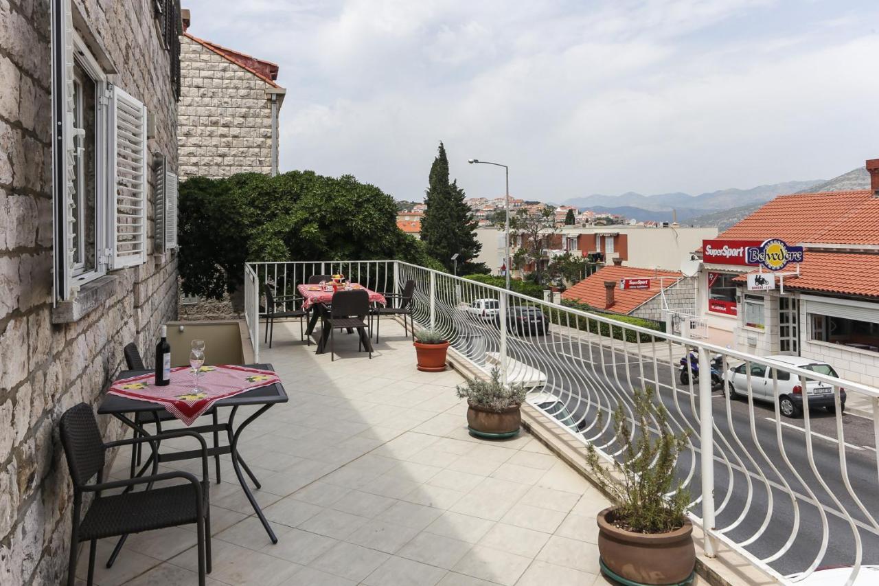 Apartments Sisic دوبروفينك الغرفة الصورة