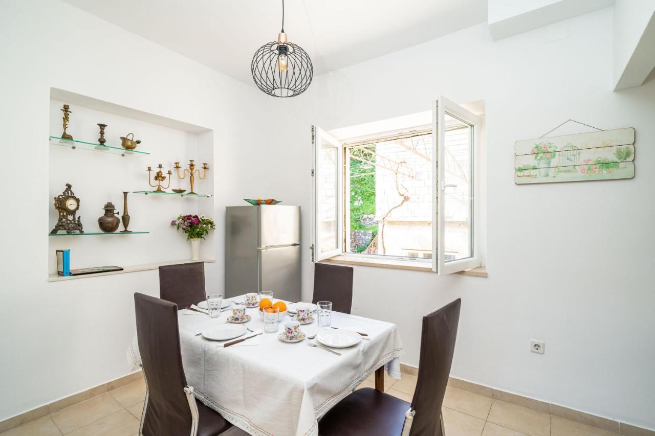 Apartments Sisic دوبروفينك المظهر الخارجي الصورة