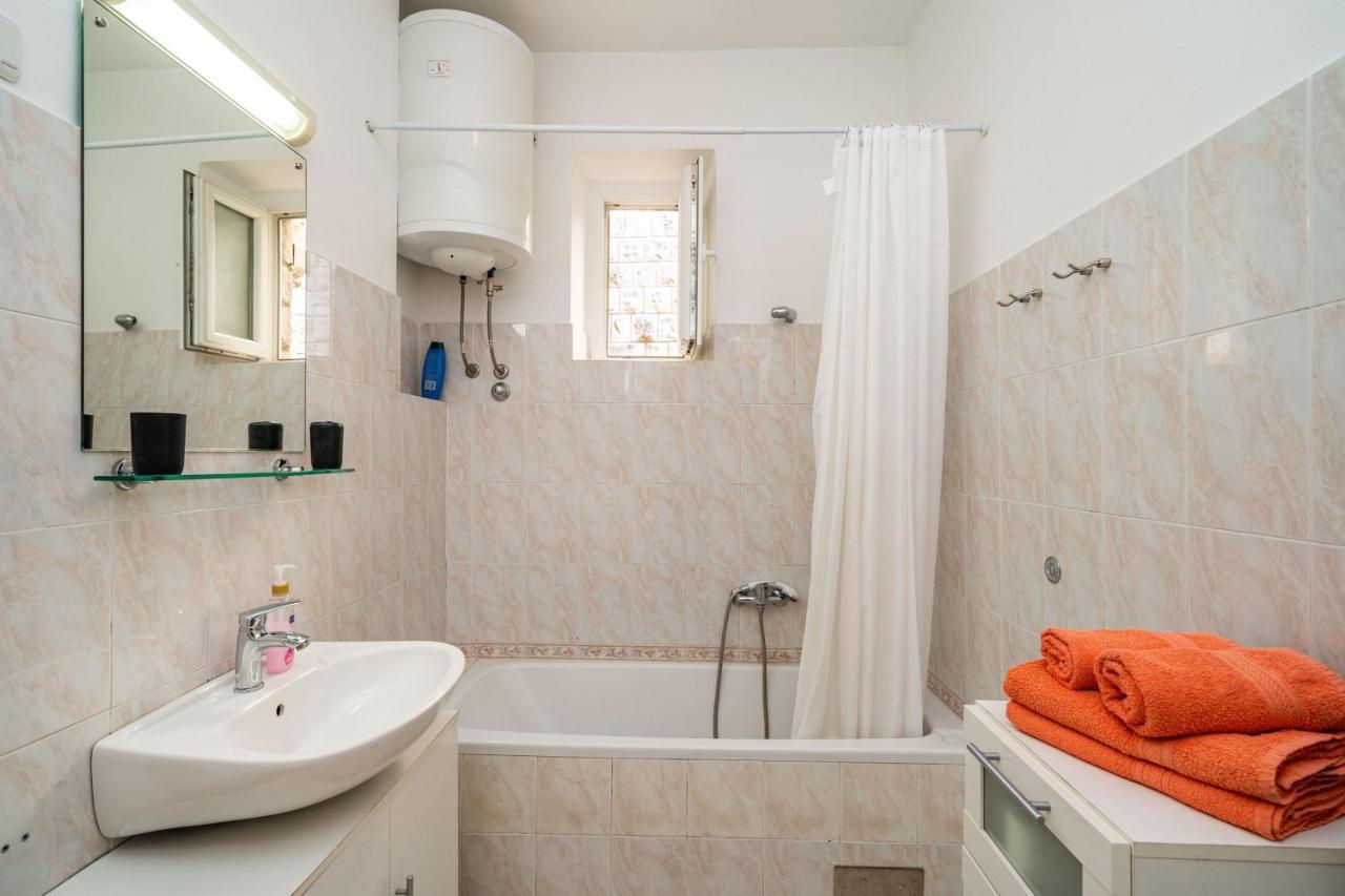 Apartments Sisic دوبروفينك المظهر الخارجي الصورة